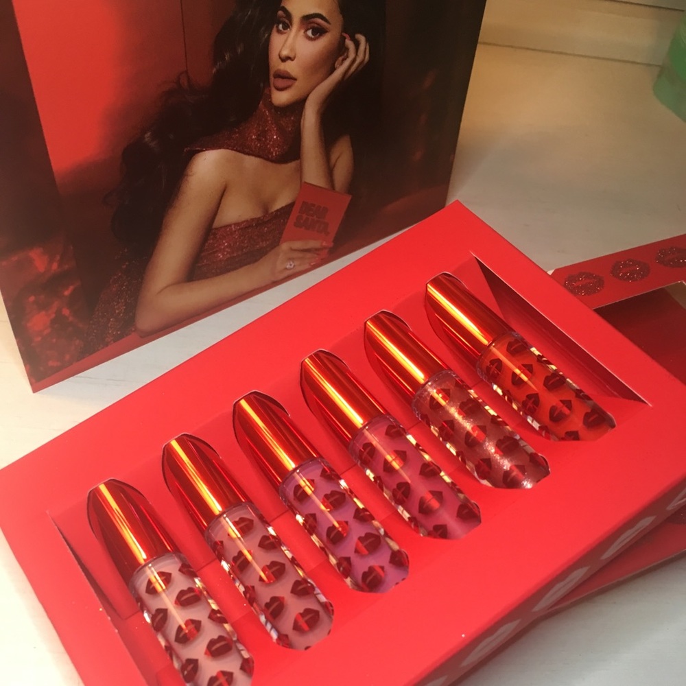 Kylie Cosmetics mini lip shade- Rosy Cheeks